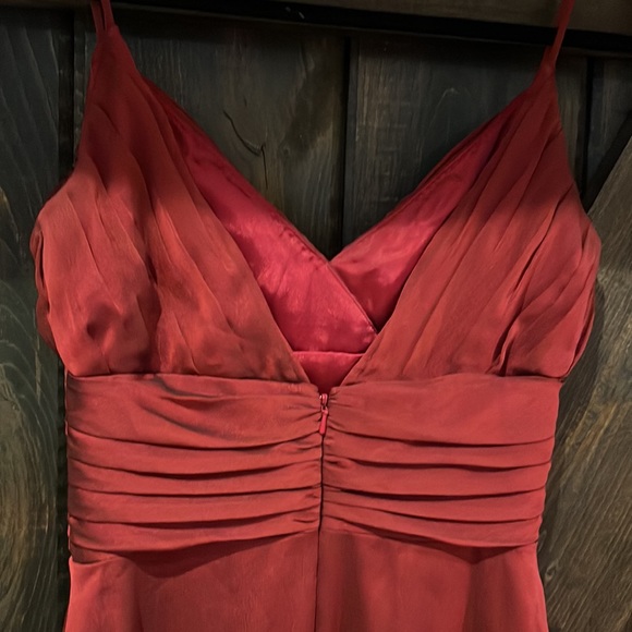 Belsoie Crimson Red skinny strap gown with small train - Picture 4 of 11
